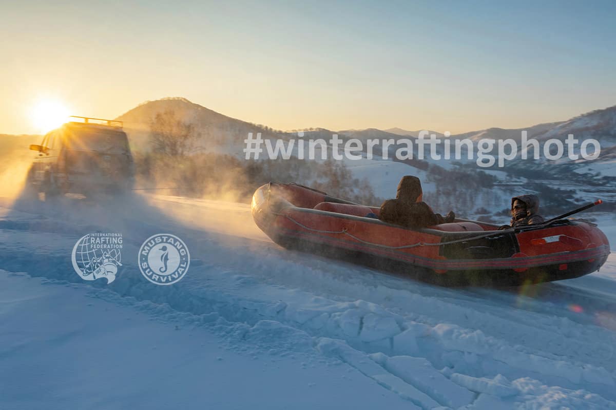 Share your winter rafting photo to win - International Rafting Federation